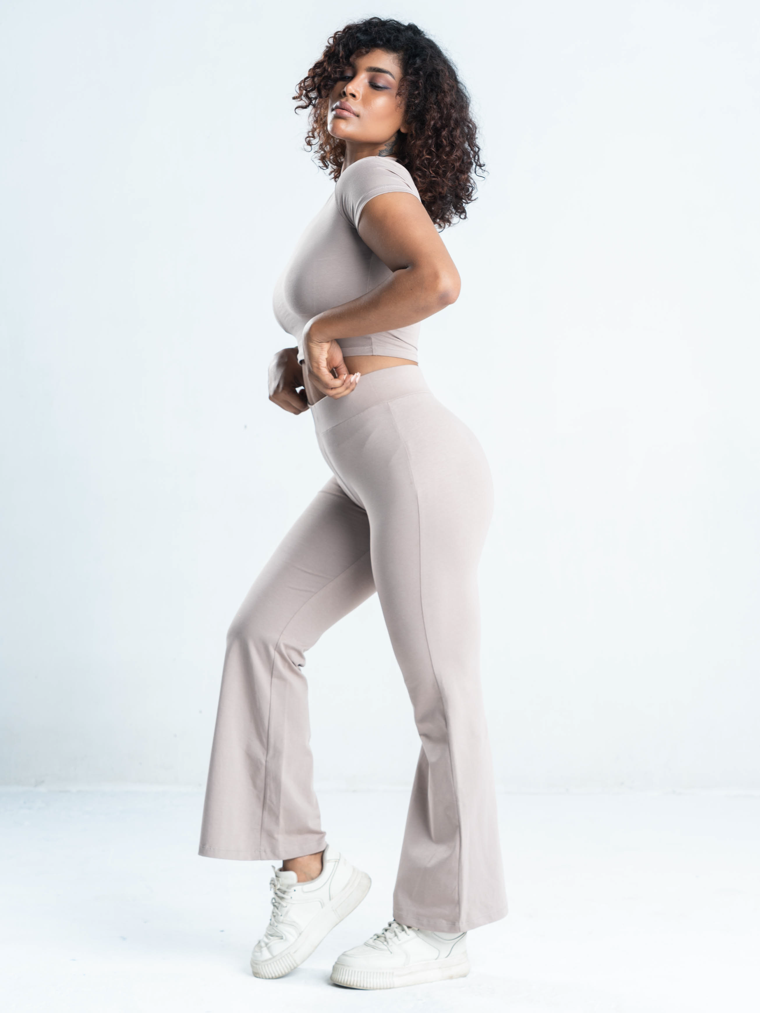Flared Legging