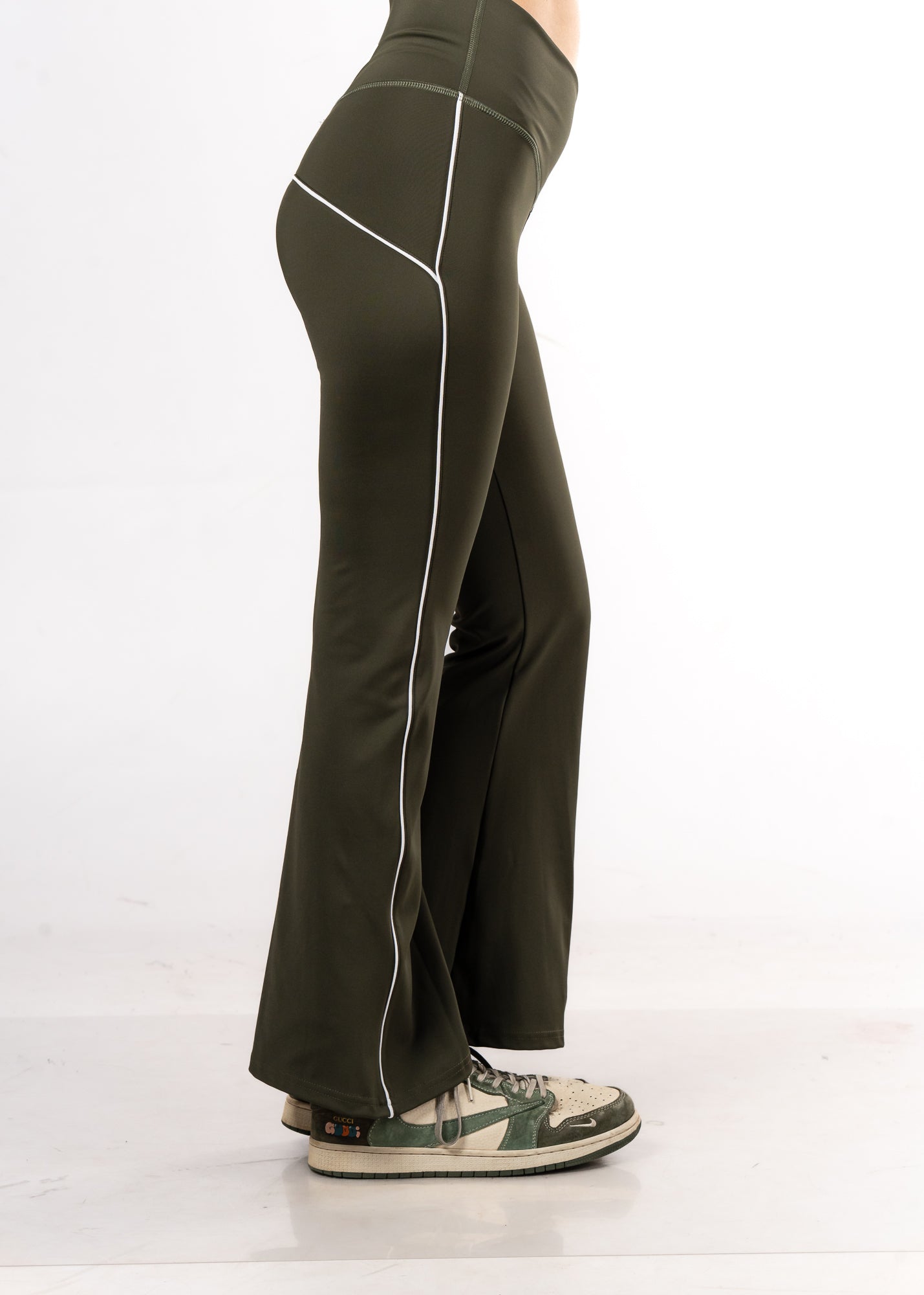 Piped Up Flared Legging