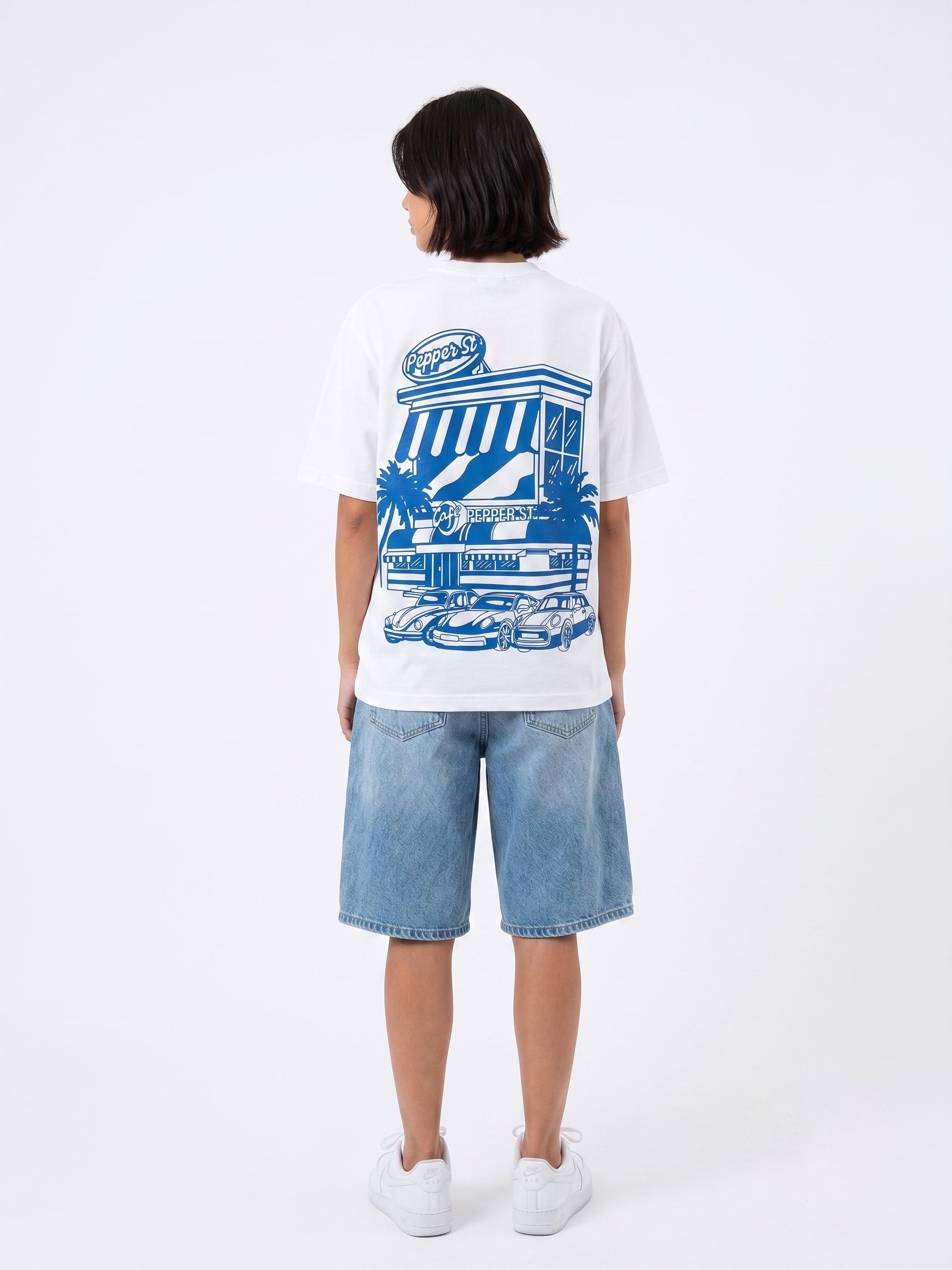Pepper Cafe Graphic tee