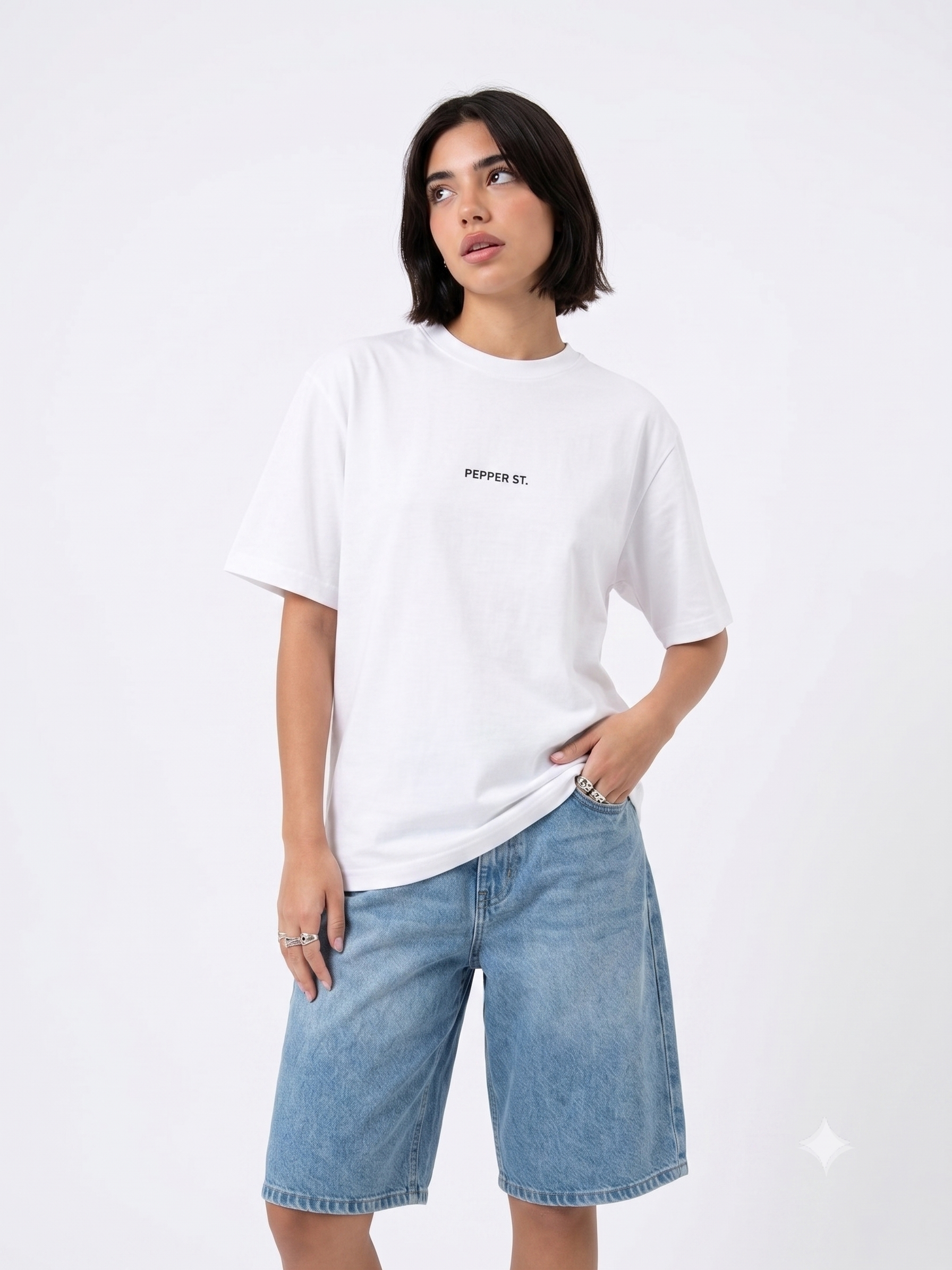 Pepper Cafe Graphic tee