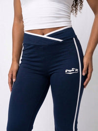 Piped Up Flex Flared Legging