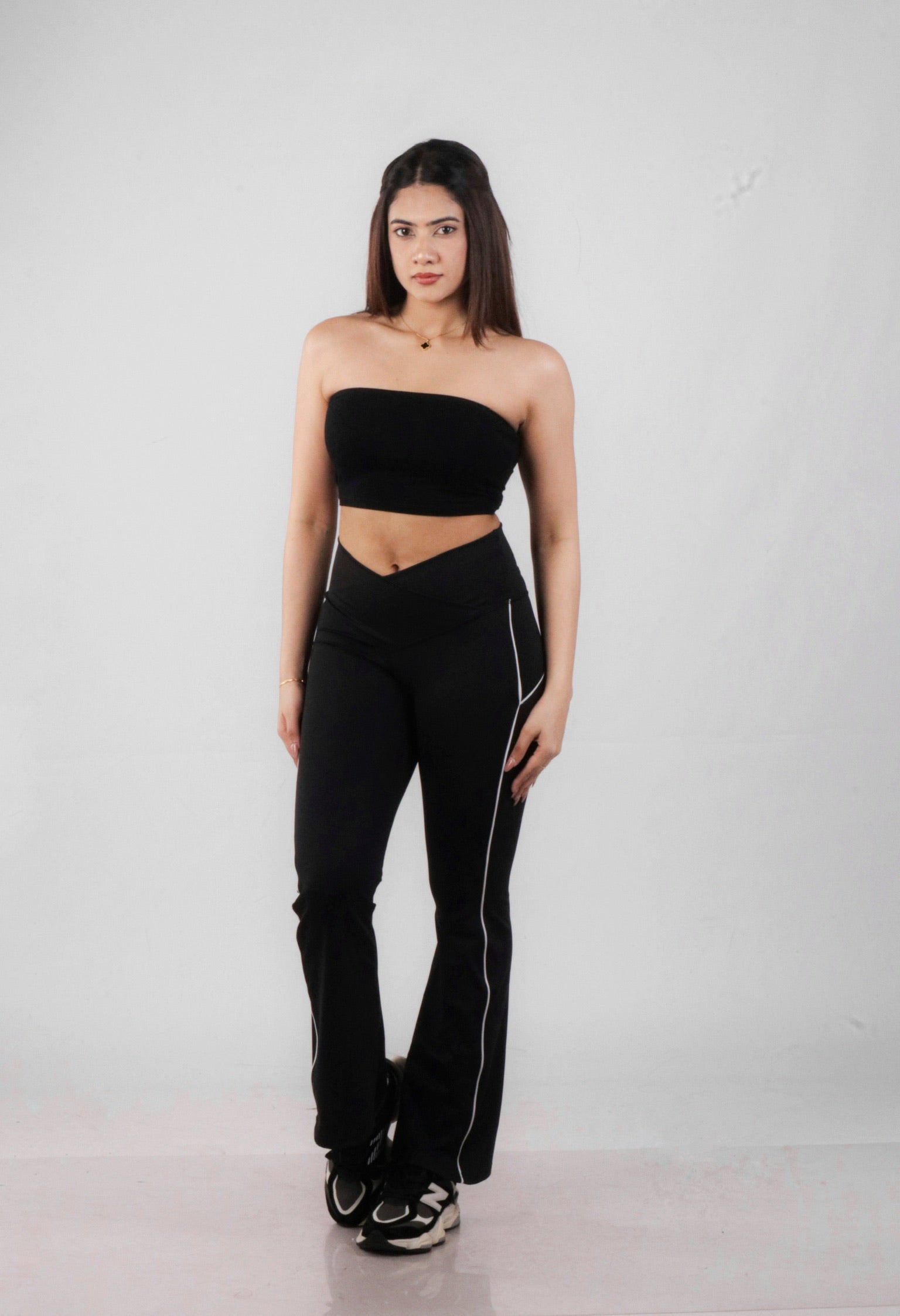 Piped Up Flared Legging